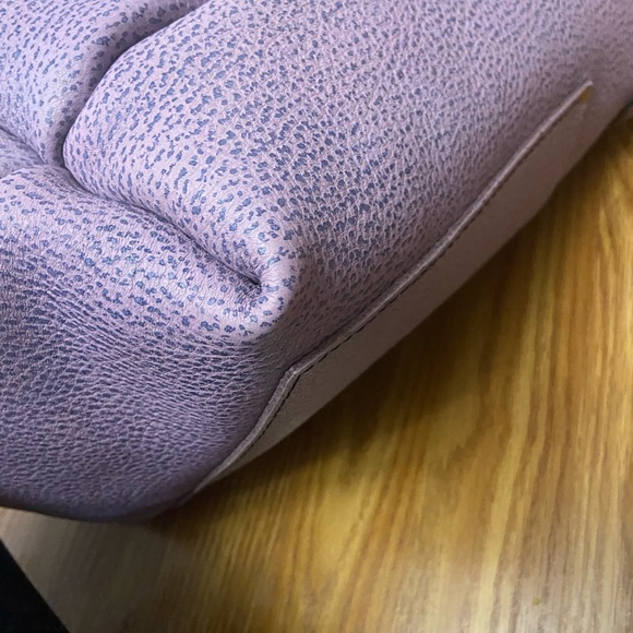 Portland Leather Goods large classic tote in Lilac - Picture 10 of 12